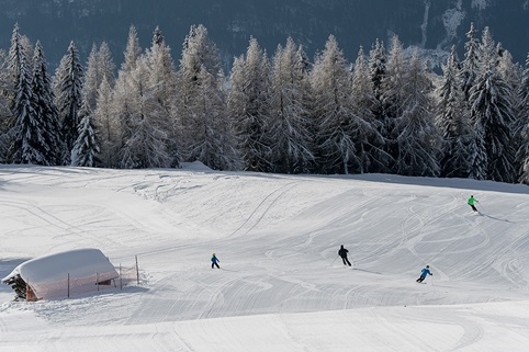 Skipisten auf der Emberger Alm