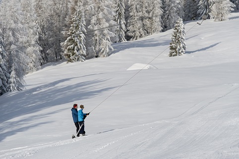 Skipisten auf der Emberger Alm