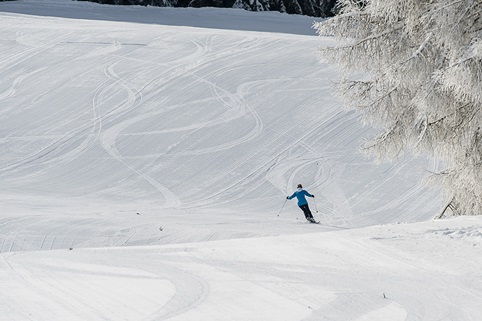 Wintersport auf der Emberger Alm